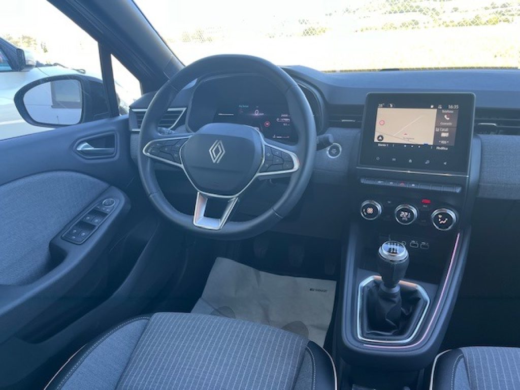RENAULT Clio TCe 90 CV 5 porte Techno - 28