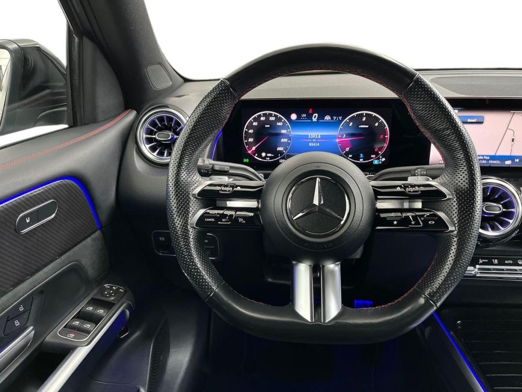 MERCEDES-BENZ GLB 200 d 4matic AMG Line Advanced Plus - 11