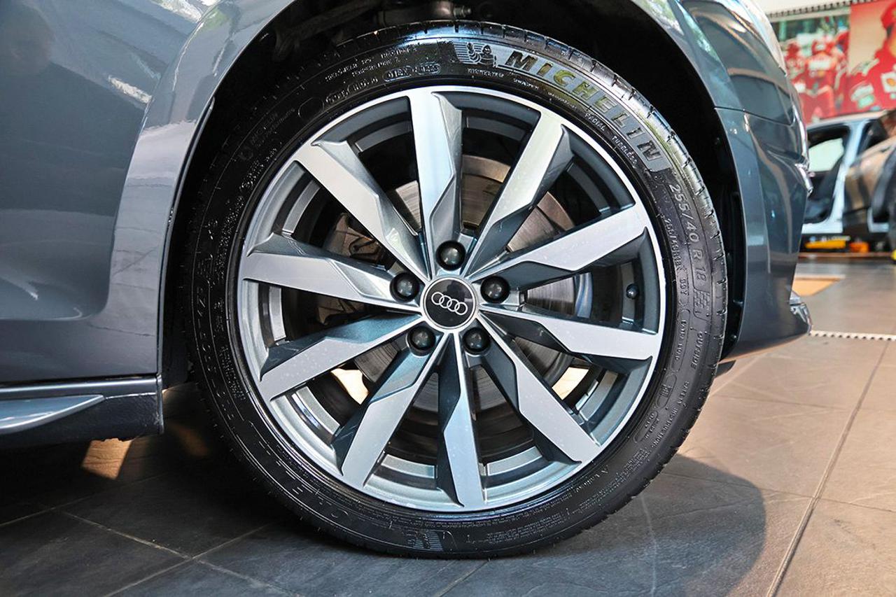AUDI A4 35 TDI S-Tronic Business Advanced - 6