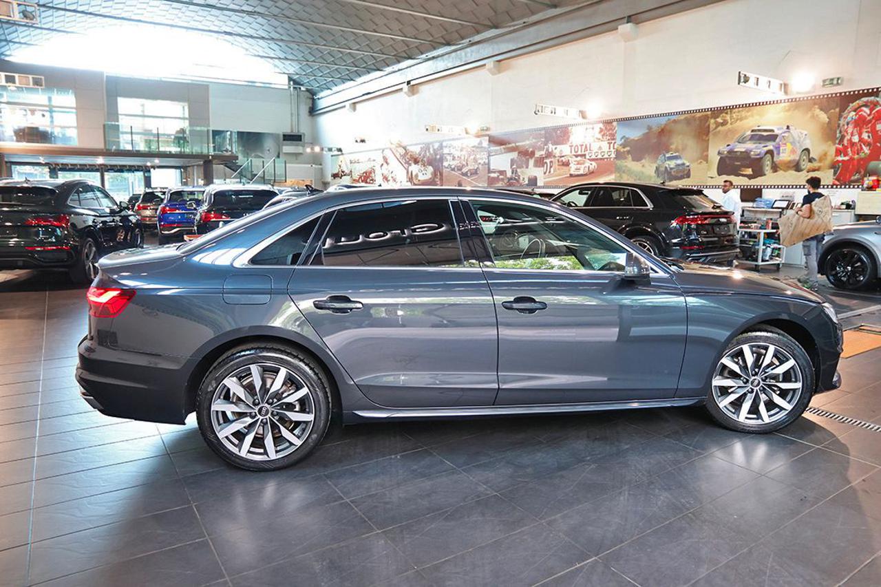 AUDI A4 35 TDI S-Tronic Business Advanced - 10