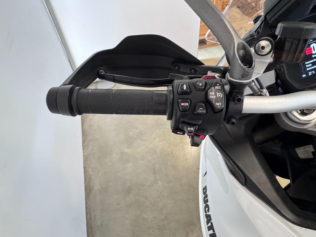 DUCATI Multistrada V4 S RADAR ICEBERG - 11