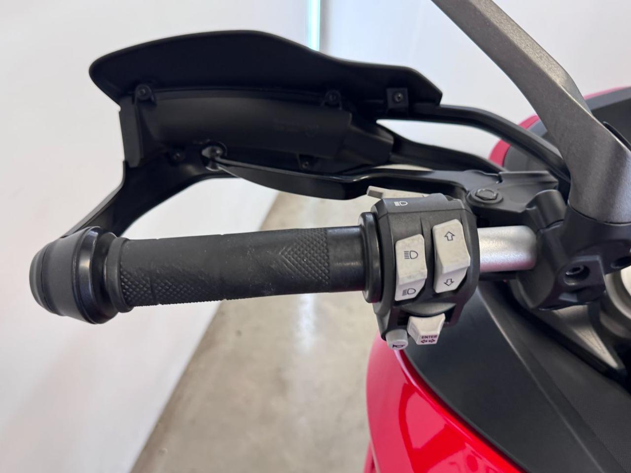 DUCATI Multistrada 950 RED - 12