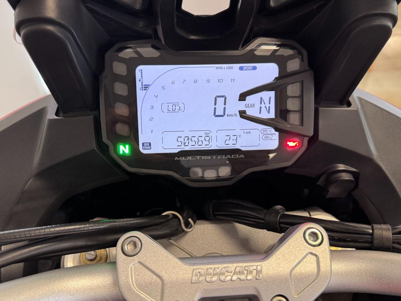DUCATI Multistrada 950 RED - 14