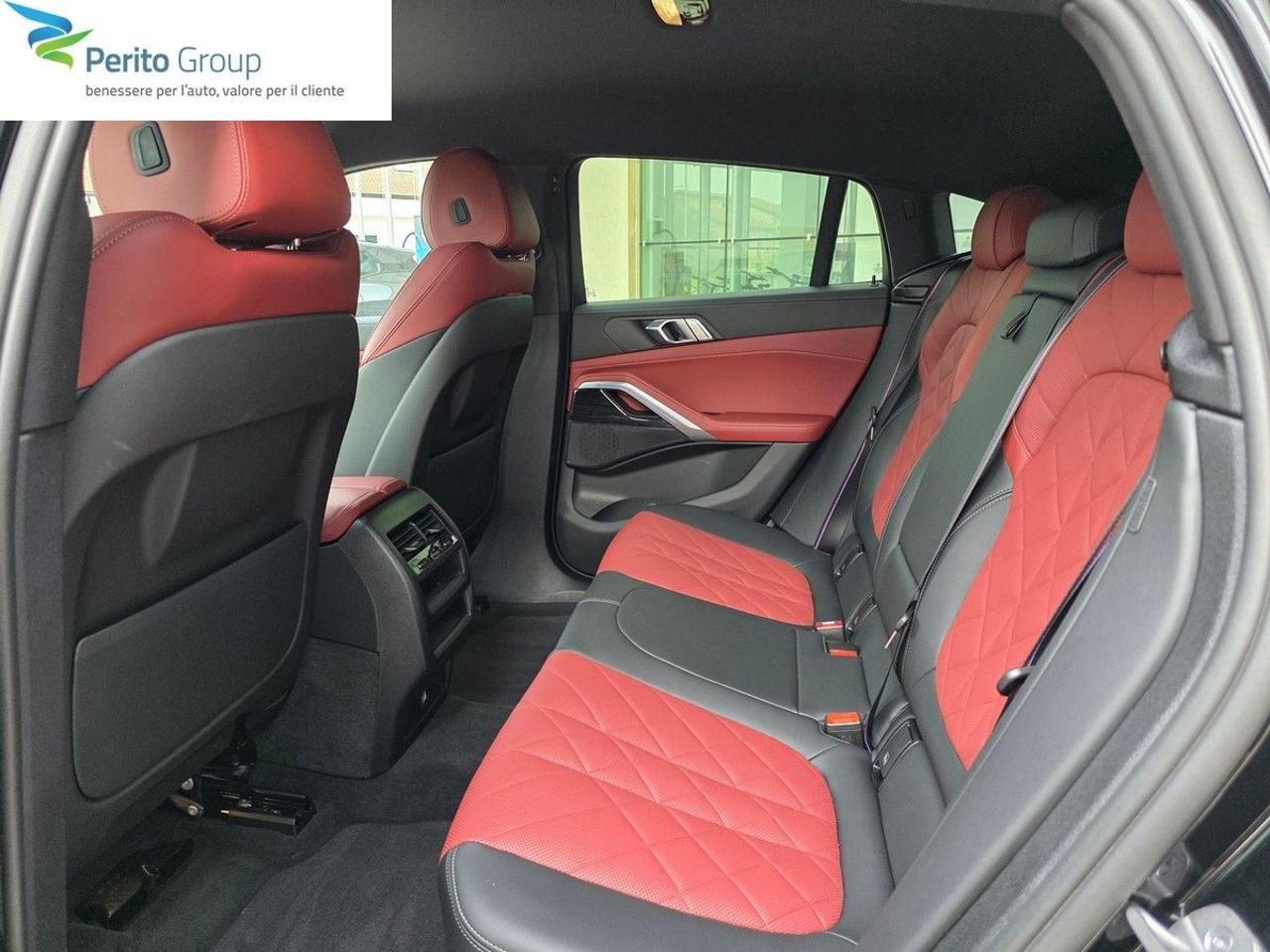 BMW X6 M 60i 48V - 8