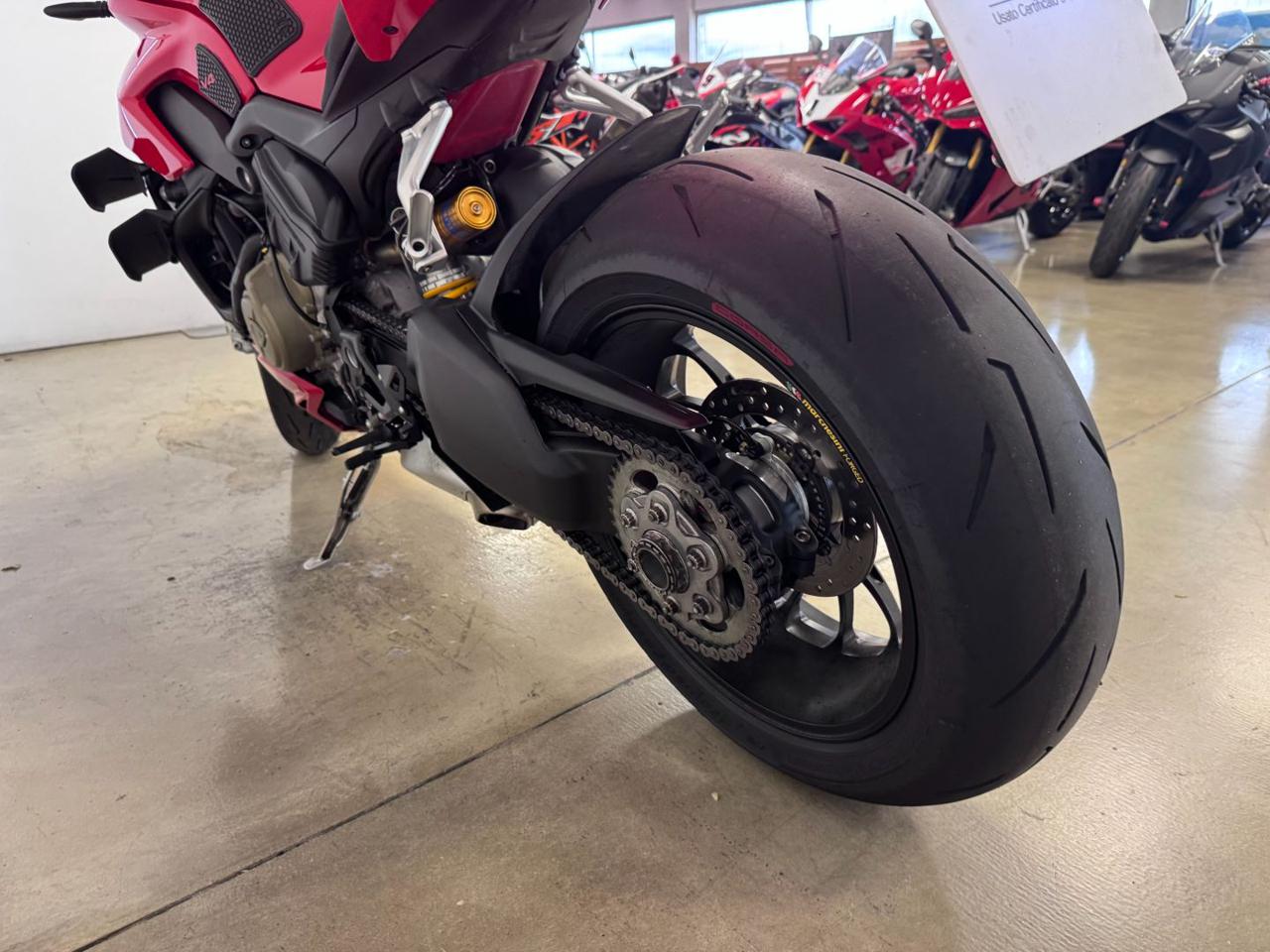 DUCATI Streetfighter V4 V4S RED 2021 - 8
