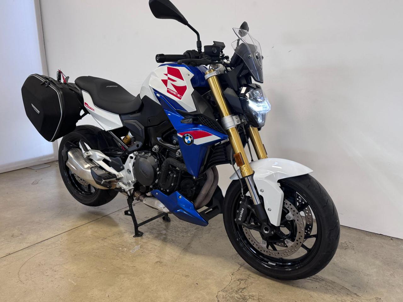 BMW F 900 R SPORT - 2