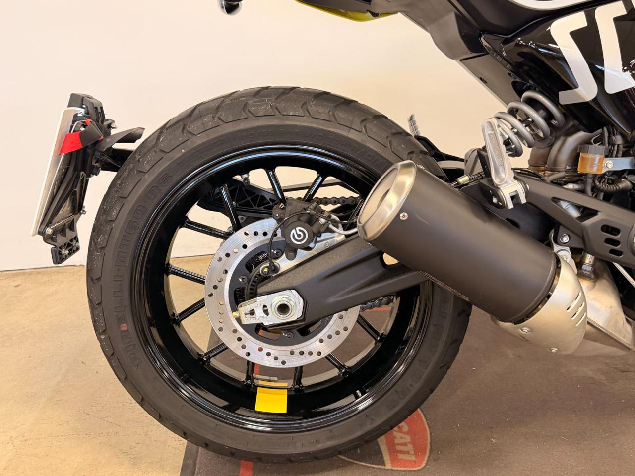 DUCATI Scrambler 800 ICON YELLOW - 6