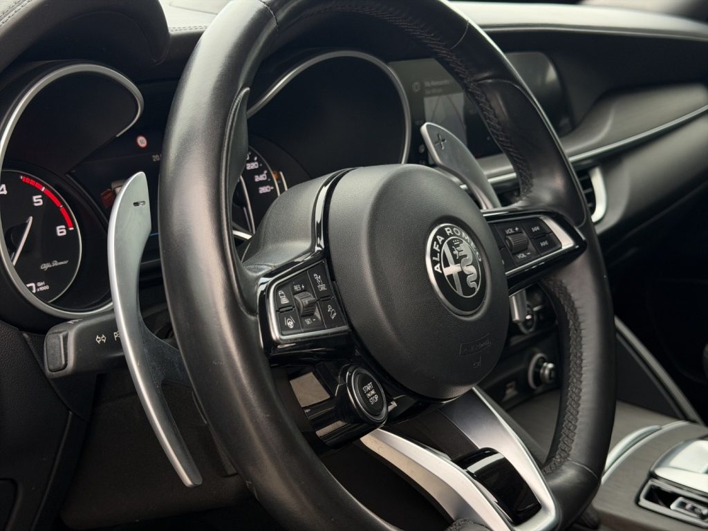 ALFA ROMEO Stelvio 210cv AT8 Q4 - 11