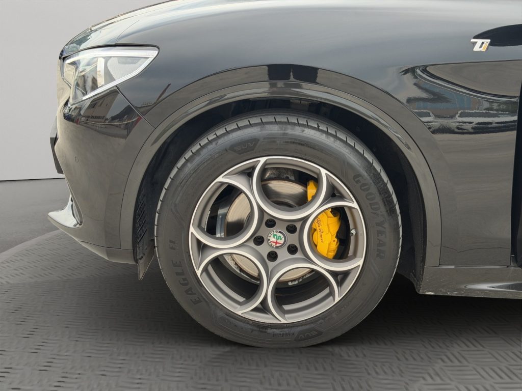 ALFA ROMEO Stelvio 210cv AT8 Q4 - 19