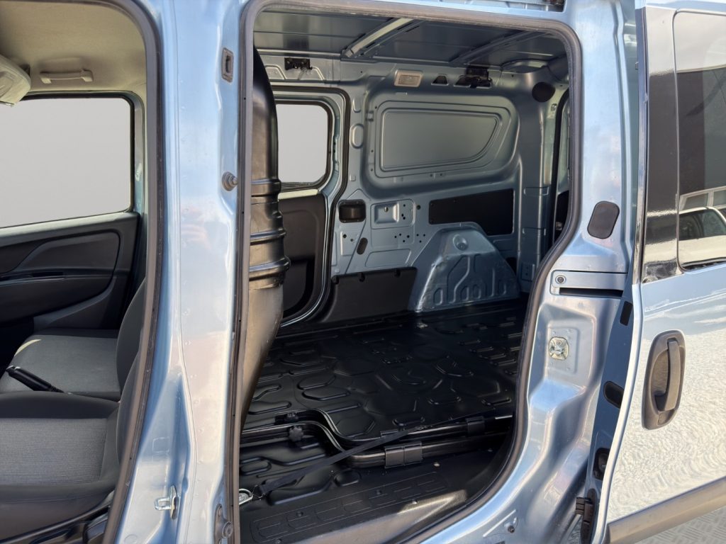 FIAT Doblo MAXI 1.6MJT 120CV 3POSTI - 8