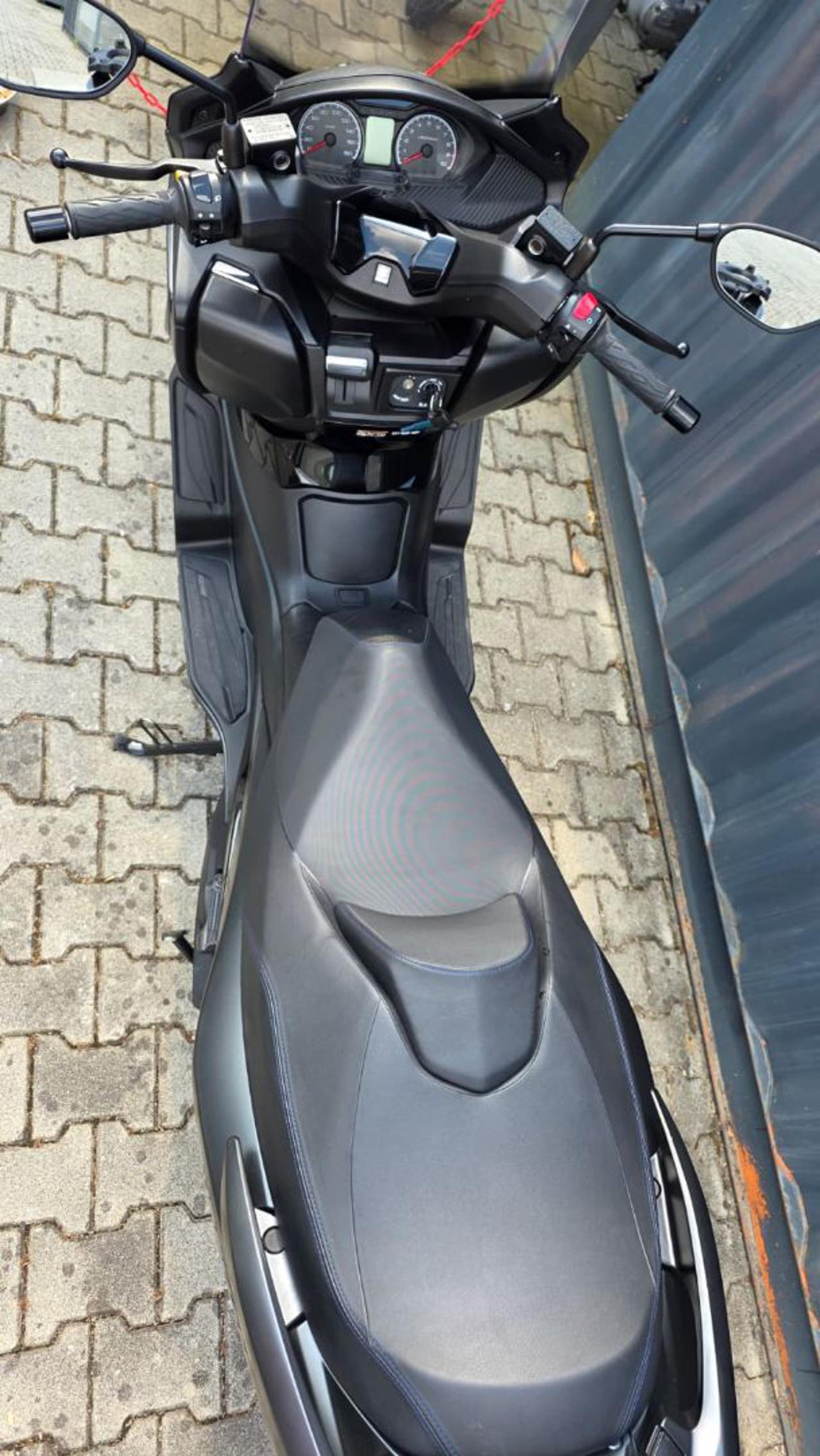 SUZUKI Burgman AN 400 2024 - 7