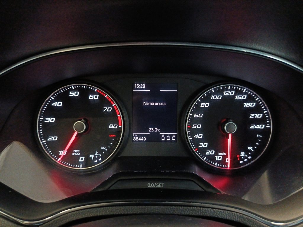 SEAT Arona Arona 1.0 ecotsi Xcellence 115cv my18 - 12