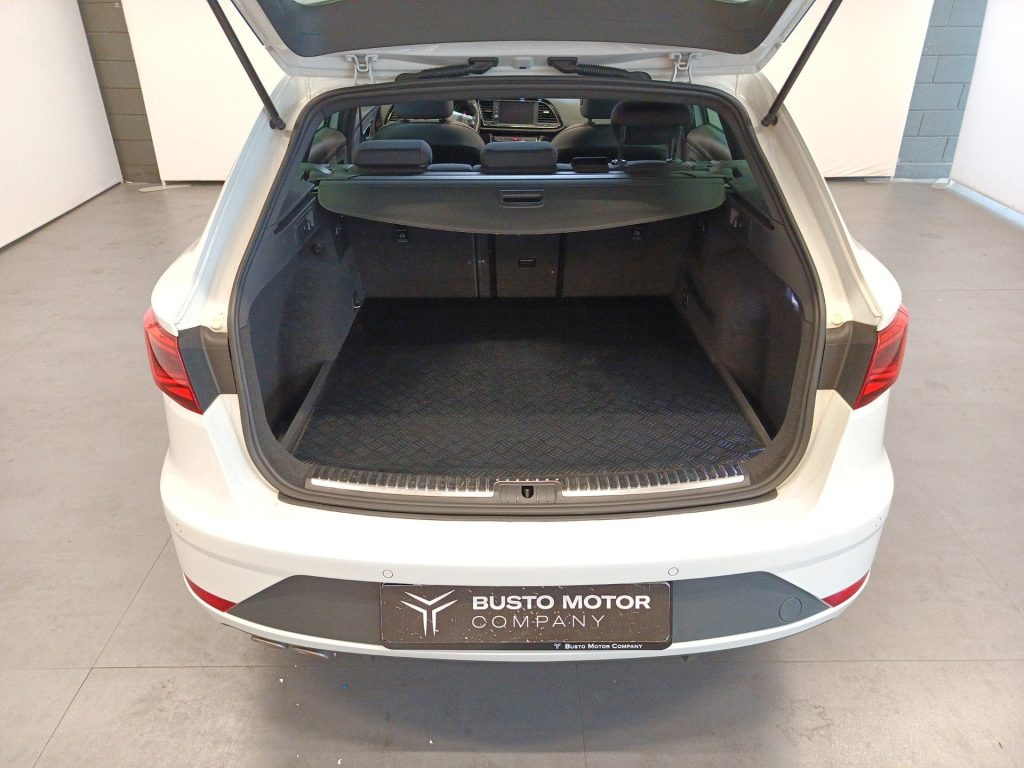 SEAT Leon Leon ST 2.0 tdi FR 184cv dsg Full led, tetto aprib - 10