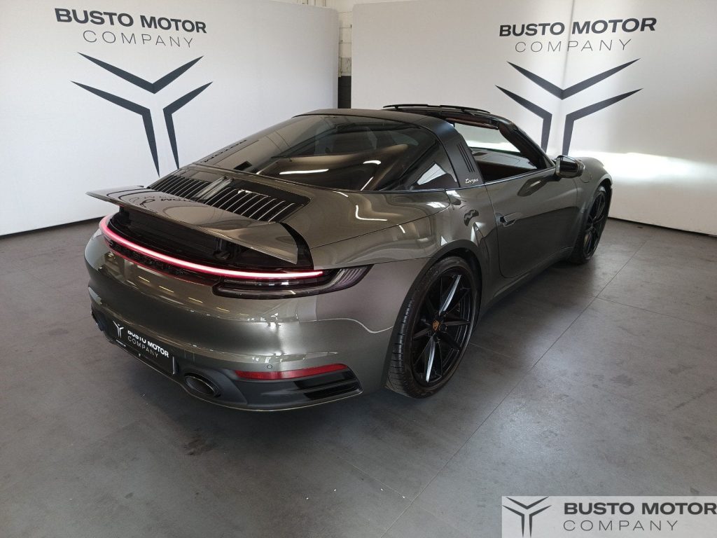 PORSCHE 911 Targa Targa 4 - 6