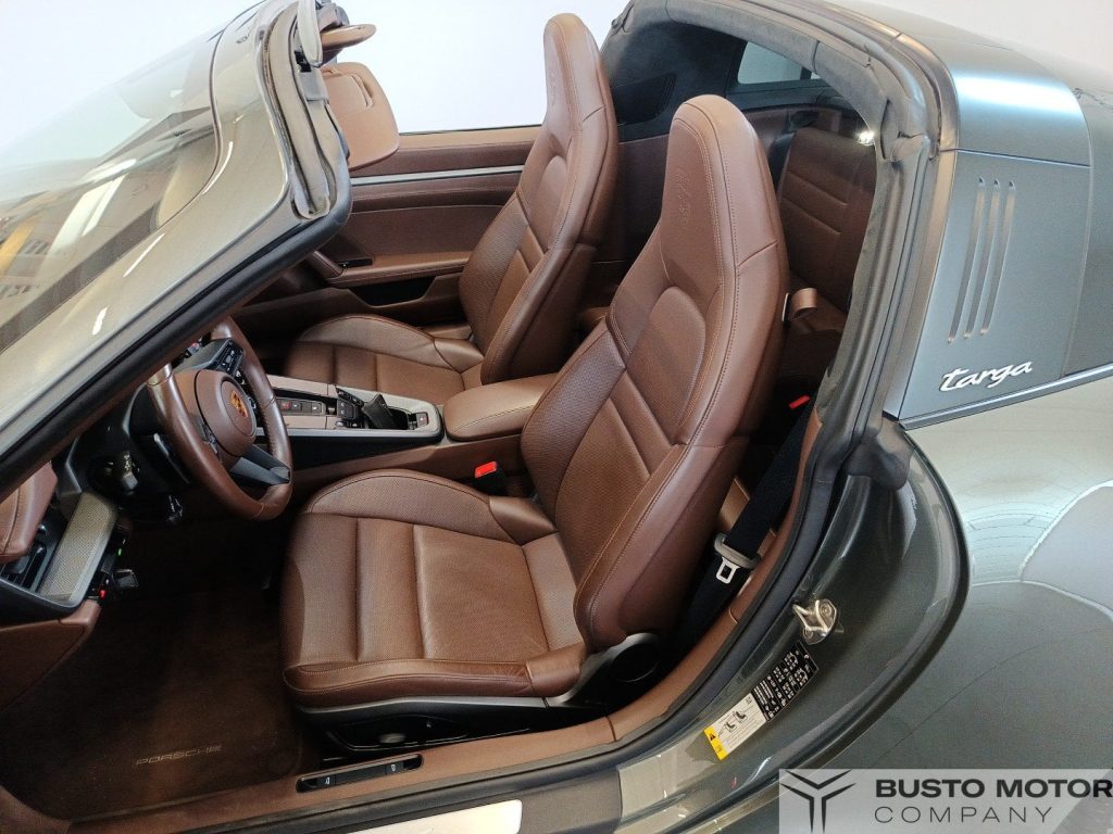 PORSCHE 911 Targa Targa 4 - 8