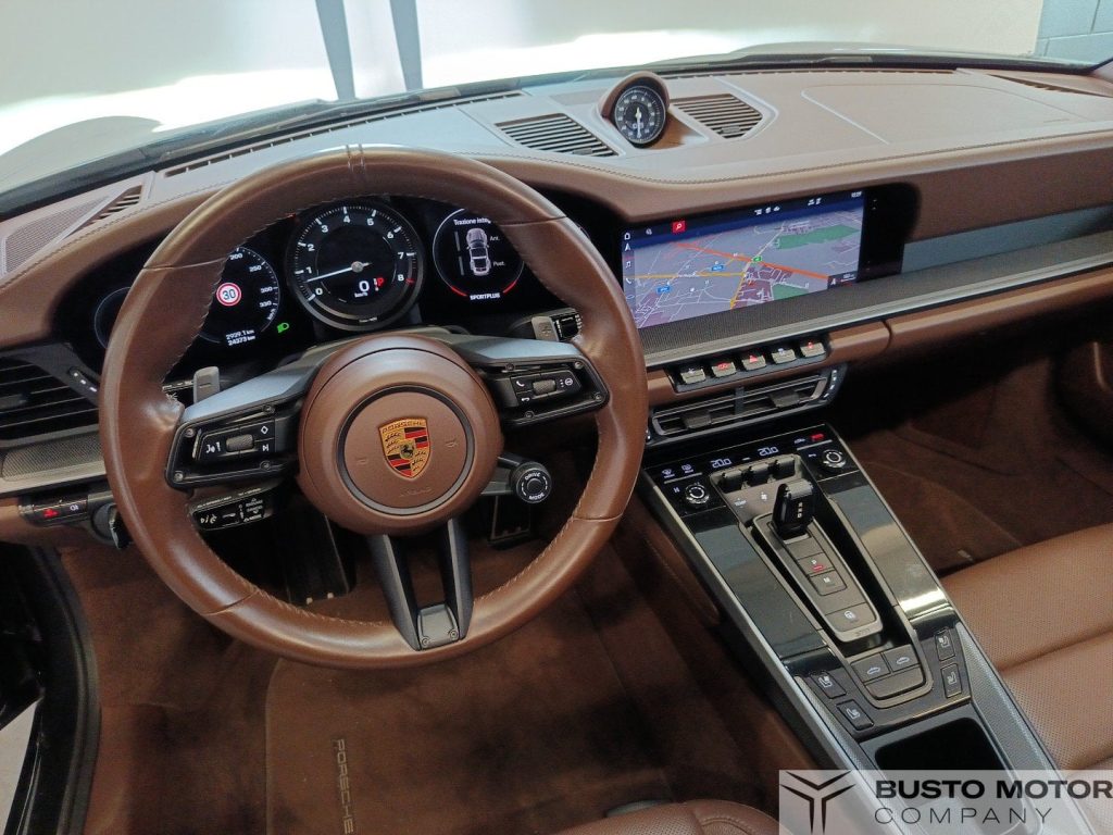 PORSCHE 911 Targa Targa 4 - 9