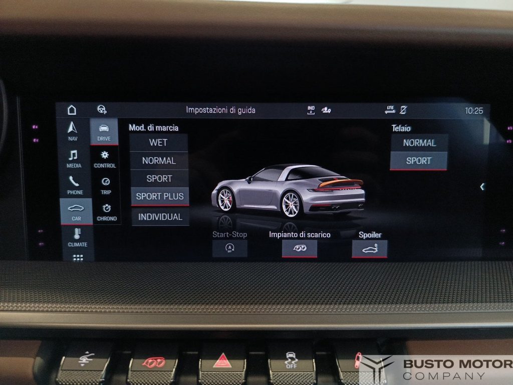 PORSCHE 911 Targa Targa 4 - 13