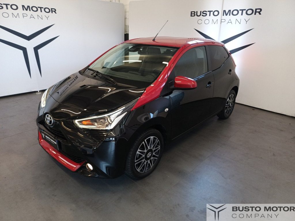 TOYOTA Aygo Aygo 5p 1.0 x-play 72cv - 3