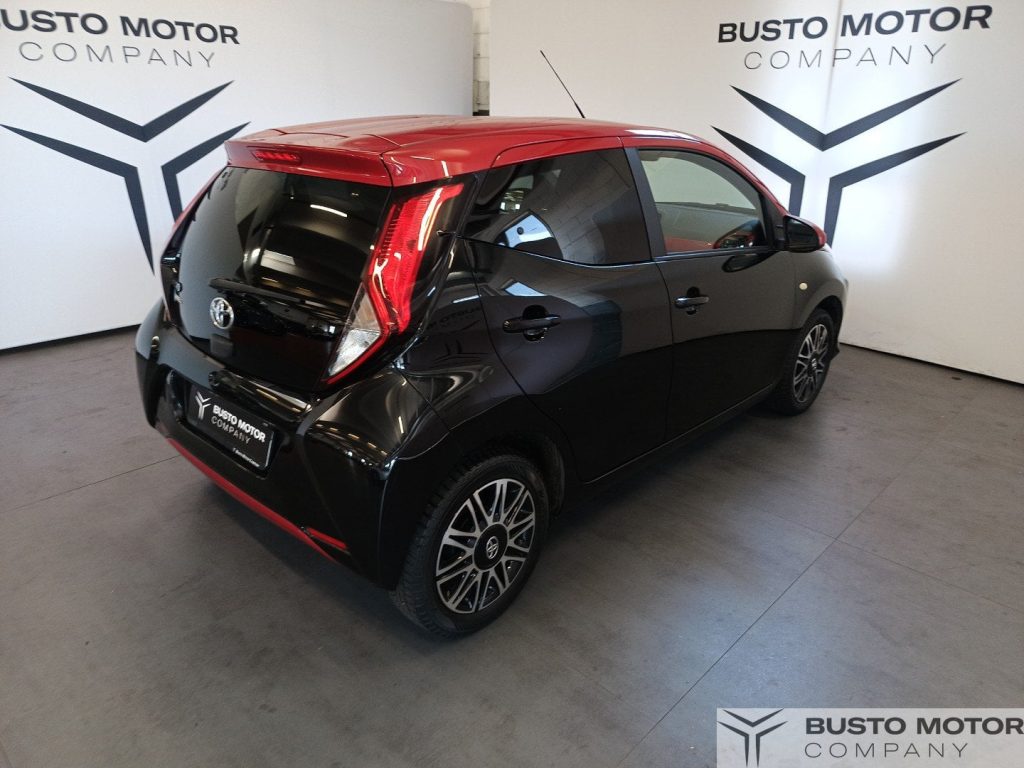 TOYOTA Aygo Aygo 5p 1.0 x-play 72cv - 4