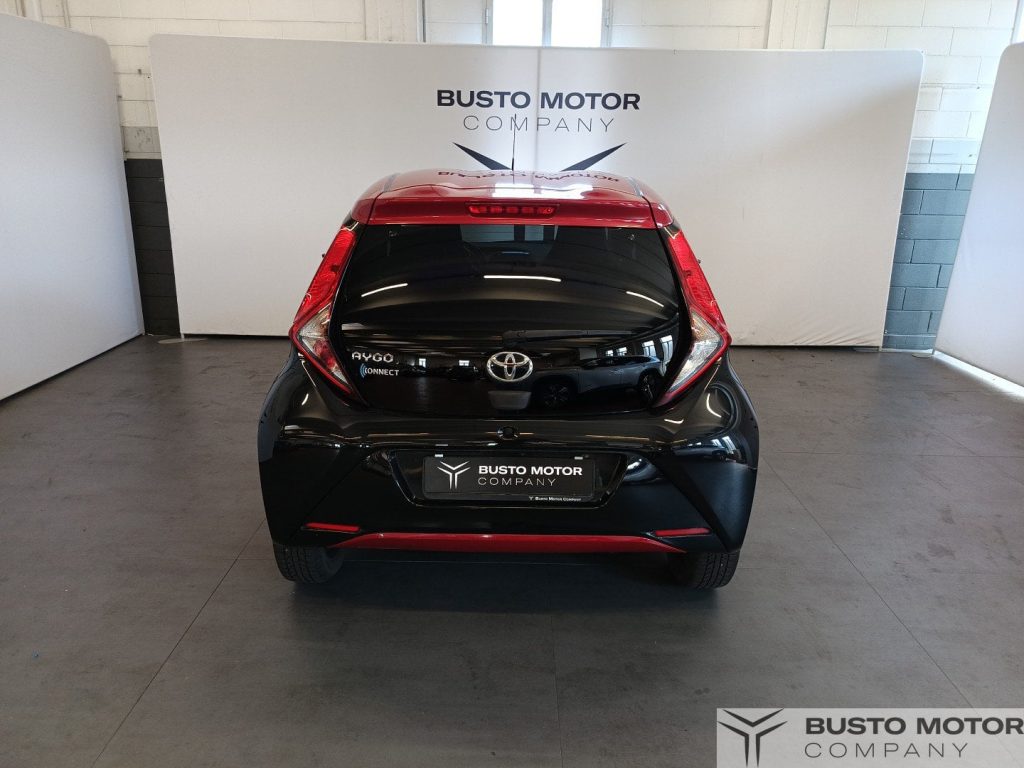 TOYOTA Aygo Aygo 5p 1.0 x-play 72cv - 5