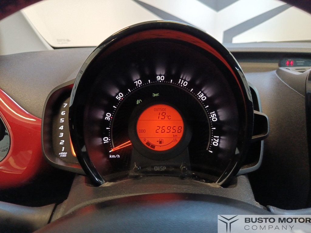 TOYOTA Aygo Aygo 5p 1.0 x-play 72cv - 12