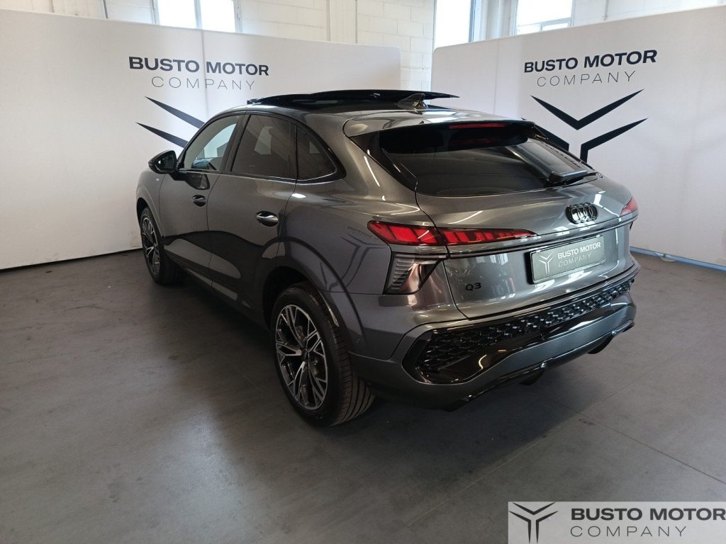 AUDI Q3 Sportback TDI 110 kW S tronic S Line Edition - 6