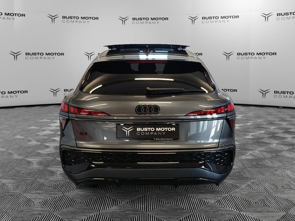 AUDI Q3 Sportback TFSI 110 Kw S tronic S Line Edition - 5