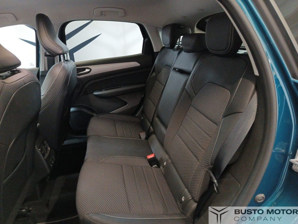 RENAULT Arkana E-Tech 1.6 Hybrid E-TECH 145 Techno - 9