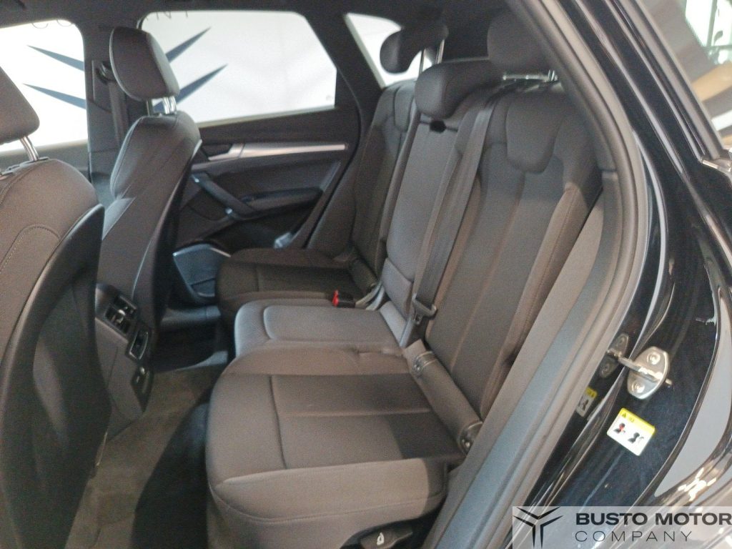 AUDI Q5 Q5 40 2.0 tdi mhev  Design quattro 204cv s-tronic - 9