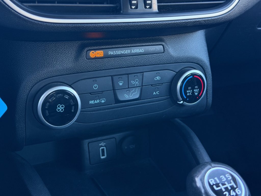 FORD Focus 1.5 ECOBLUE 95CV - 14