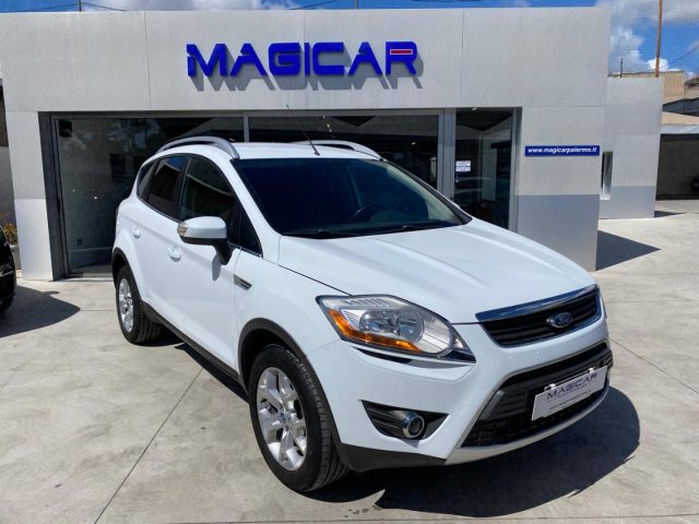 FORD Kuga Bianco metallizzato