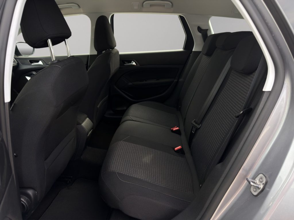 PEUGEOT 308 1.5 130CV AUTOMATICO - 8