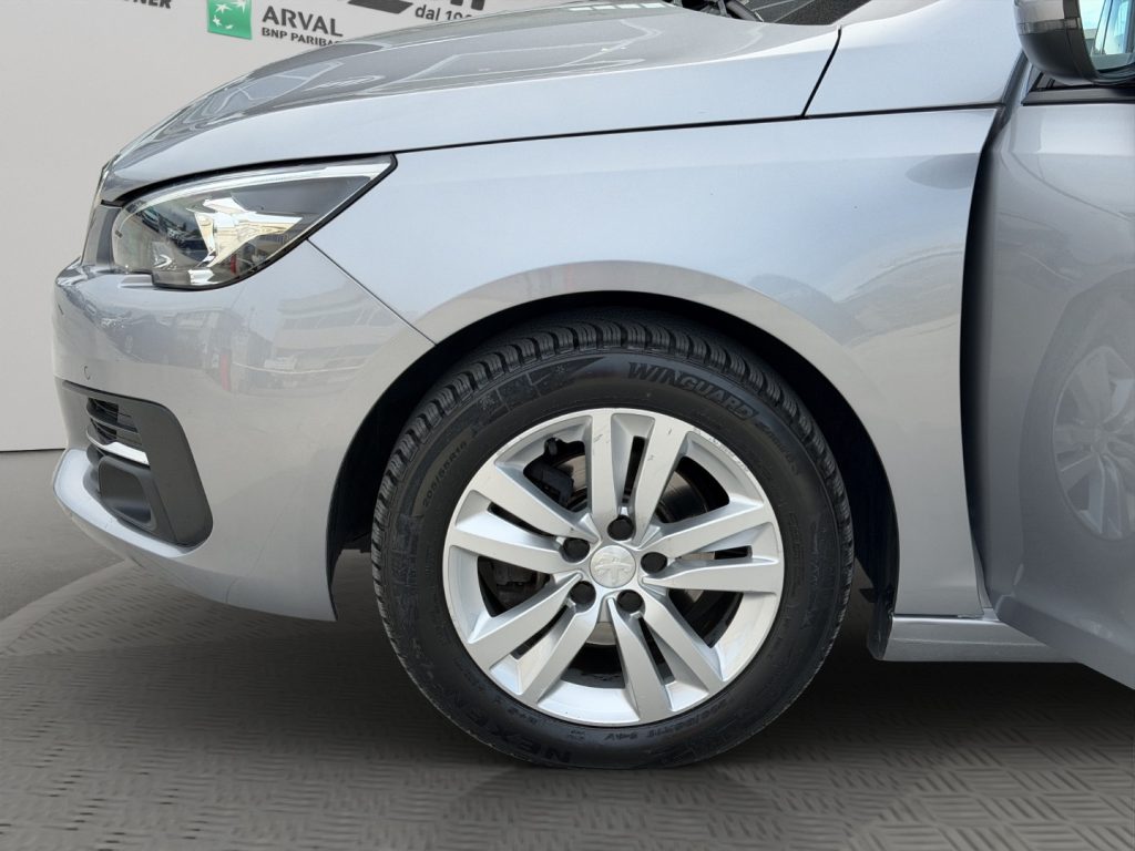 PEUGEOT 308 1.5 130CV AUTOMATICO - 19