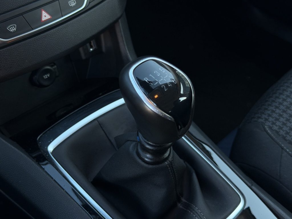 PEUGEOT 308 SW 1.5 130CV - 13