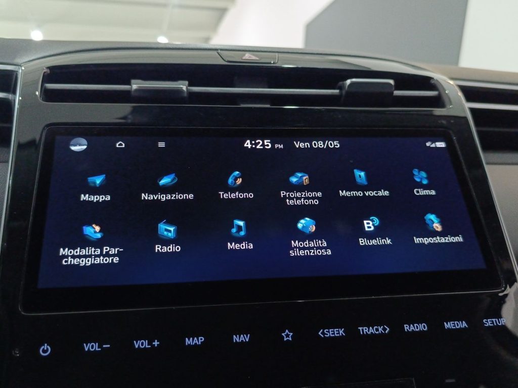 HYUNDAI Tucson 1.6 CRDI 48V XLine - 16