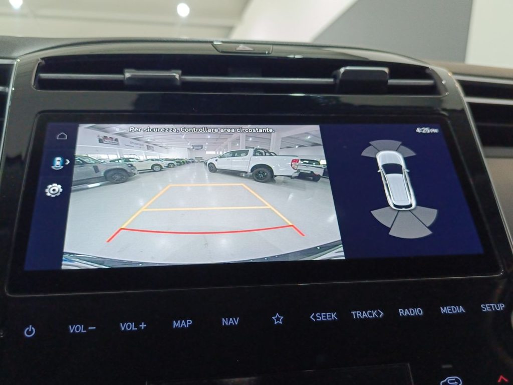 HYUNDAI Tucson 1.6 CRDI 48V XLine - 17
