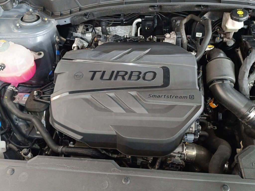 HYUNDAI Tucson 1.6 CRDI 48V XLine - 24