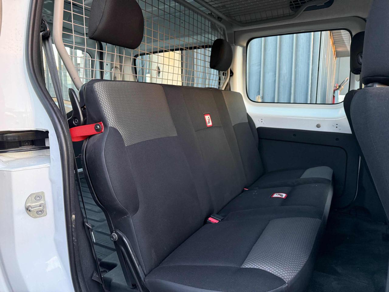 RENAULT Kangoo Blue dCi 95CV Express Maxi Combi Ice - 19