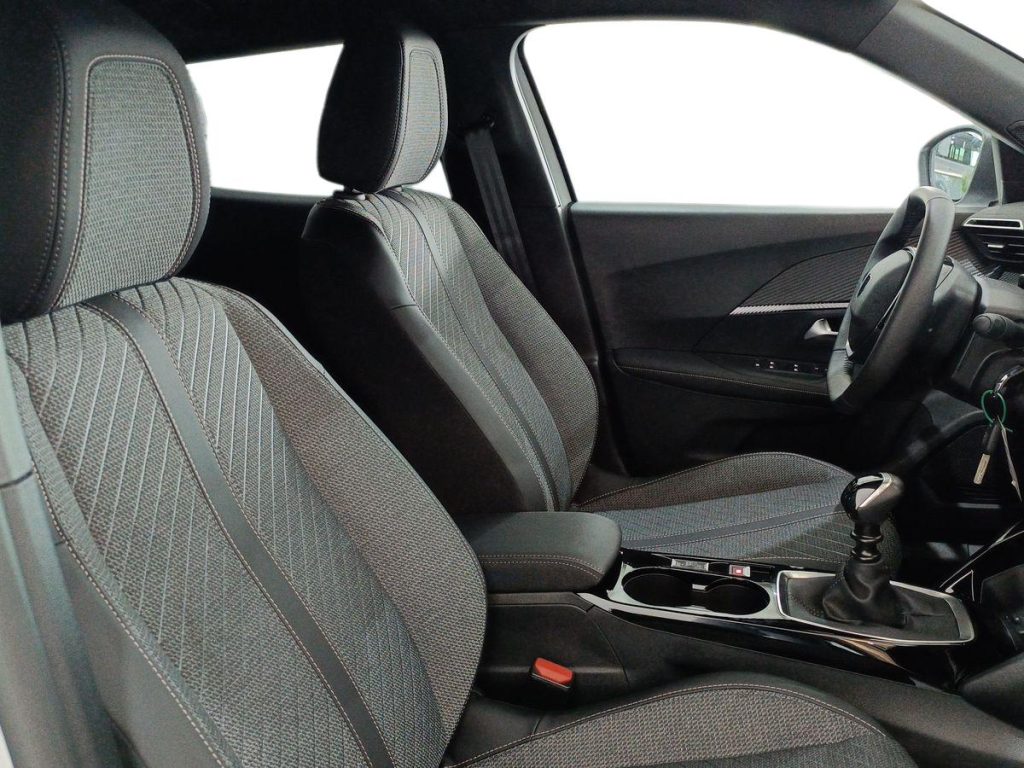 PEUGEOT 2008 1.2 T 100 CV S&S Allure - 10