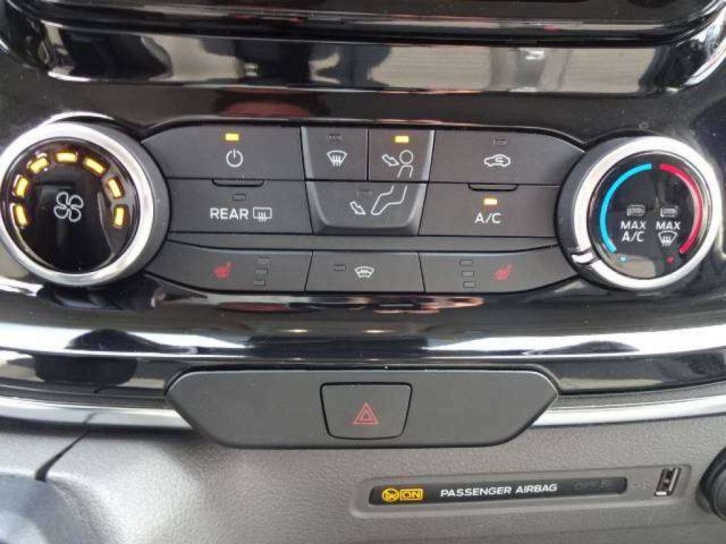 FORD Tourneo Custom Custom 9P 320 2.0 tdci 105cv - 11