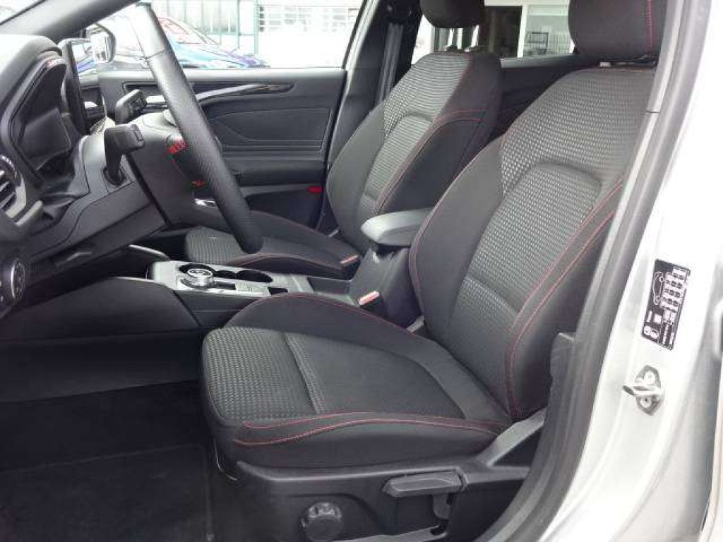 FORD Focus 1.5 ecoblue ST-Line X 115cv auto - 8