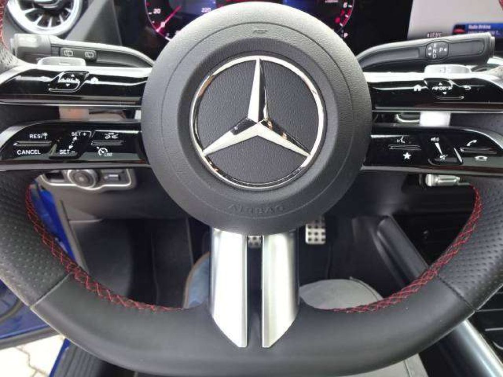 MERCEDES-BENZ GLA 250 -H247 2023 e phev AMG Line Premium Plus auto - 12