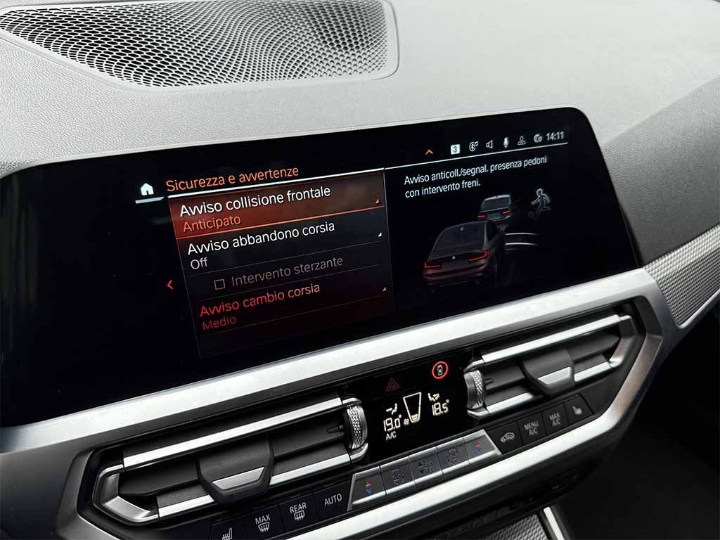 BMW 320 BERLINA mhev 48V xdrive Msport M SPORT IVA ESPOSTA - 27