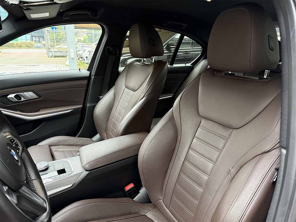 BMW 320 BERLINA mhev 48V xdrive Msport M SPORT IVA ESPOSTA - 28