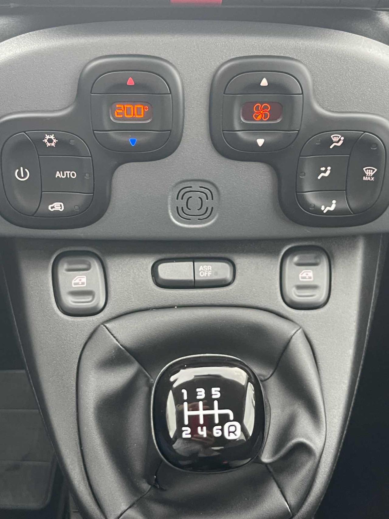 FIAT Panda 1.0 FireFly S&S Hybrid City Life Full Opt - 20