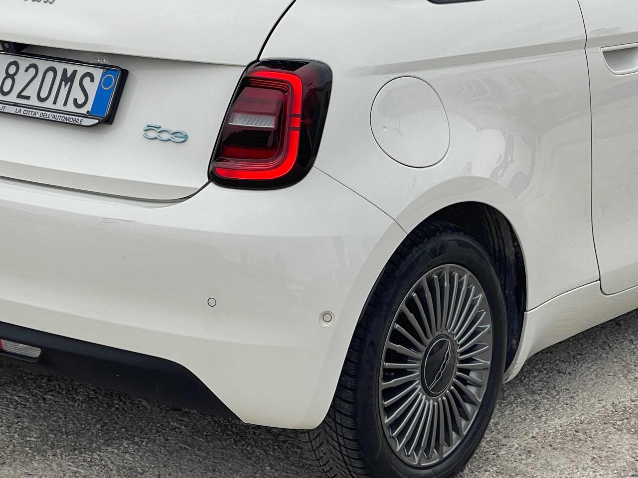 FIAT 500e Berlina 42 kWh Icon 2022 - 2