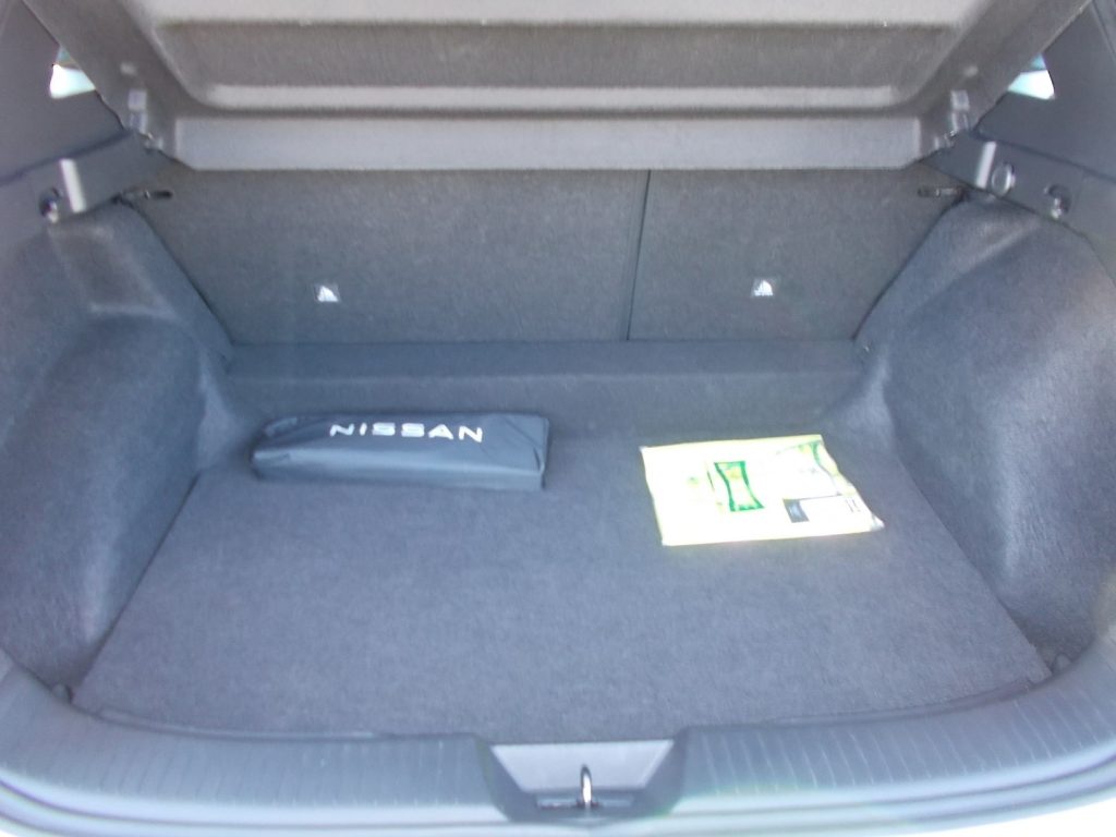 NISSAN Qashqai MHEV 158 CV Xtronic Business - 20