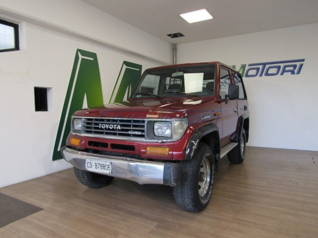 TOYOTA Land Cruiser Bordeaux metallizzato