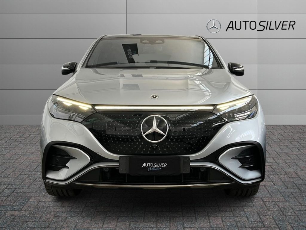 MERCEDES-BENZ EQE SUV 350 4MATIC AMG Line Premium - 3