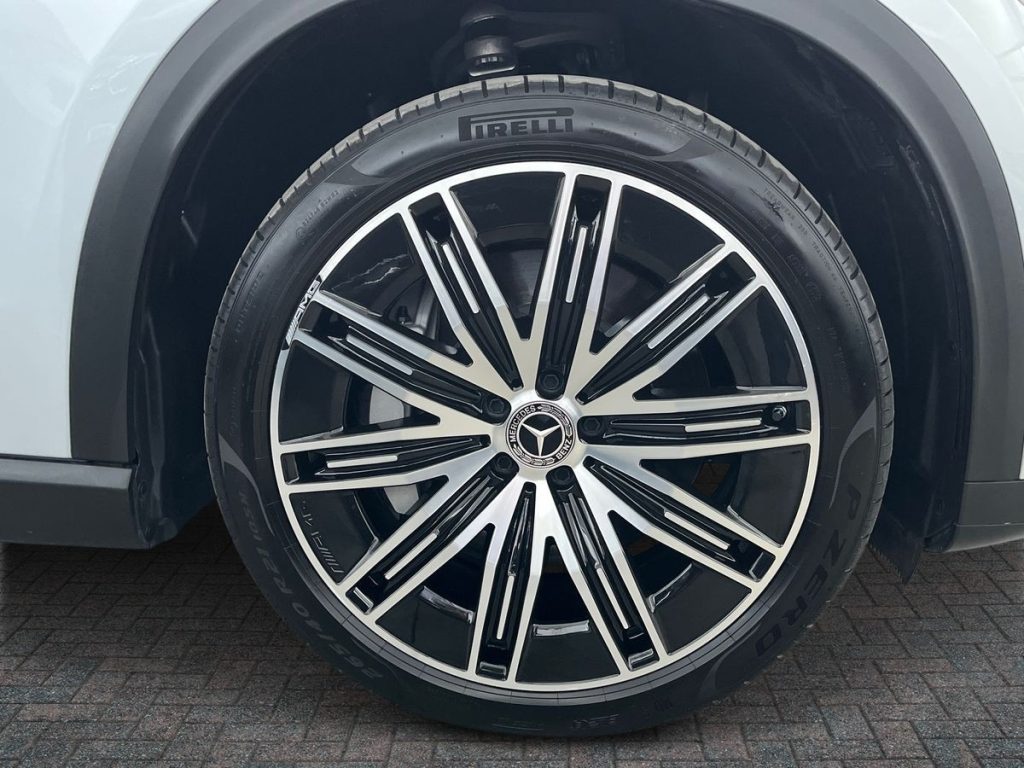 MERCEDES-BENZ EQE SUV 350 4MATIC AMG Line Premium - 7